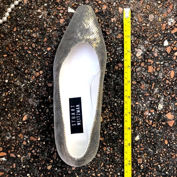 STUART WEITZMAN | 8.5 B | Gold Silver Cream Snake Low Pumps Kitten Heels Almond - Picture 6 of 16